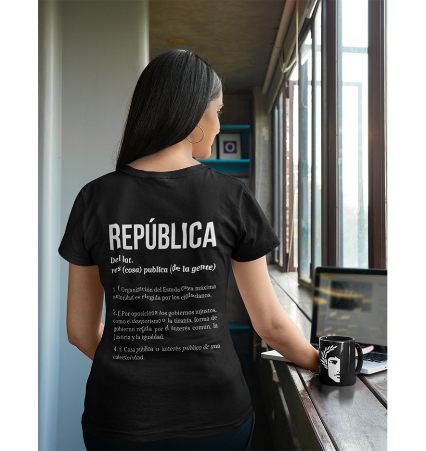 Camiseta definición republica mujer