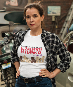 Camiseta el presente feminista mujer