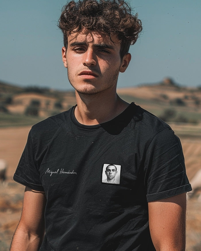 CAMISETA HERNANDEZ NEGRA UNISEX
